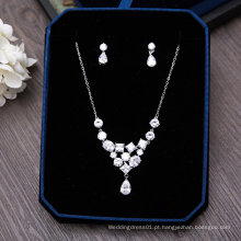 Casamento Bridal Silver Crystal Pearl Rhinestone Necklace